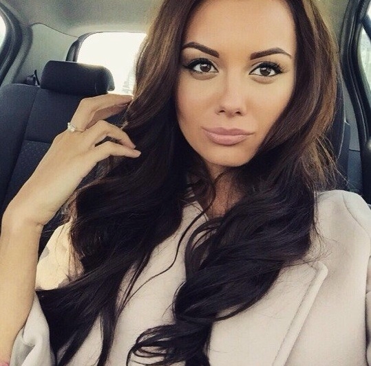 С мной ты откроешь новые грани наслаждения.
🌟 Мои услуги включают все, что заставляет сердце биться быстрее: классический секс, оральный секс, анальный секс, профессиональный массаж и многое другое.
💋 Будь уверен, я гарантирую полное удовлетворение и незабываемый опыт. Моя красота и страсть точно не оставят тебя равнодушным.
📷 На моей странице ты можешь оценить мои фото, а также прочитать отзывы от довольных клиентов.
🏙️ Устроим незабываемую встречу в Москве, городе, где все фантазии становятся реальностью.
🔥 Жду звонка от тебя, чтобы подарить тебе море наслаждения! 💋 Дарина